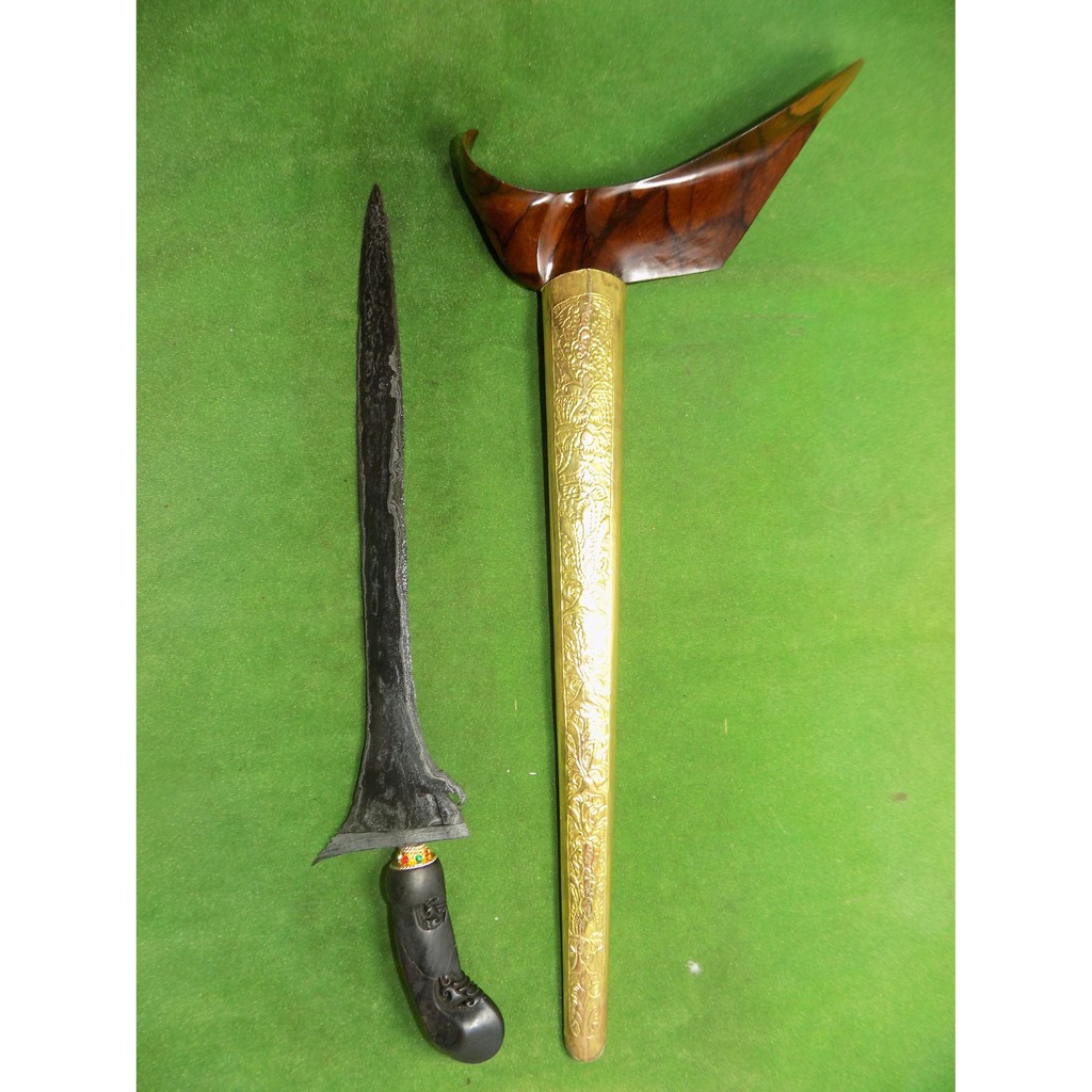 keris spaner pamor kulit semangka era kartosura tua