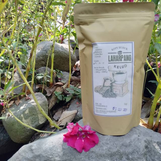 

Kopi Kelud Laharpang Biji Bean Sangrai Varian Robusta
