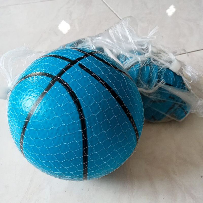 Bola Karet Basket Warna Ukuran sedang Tanggung