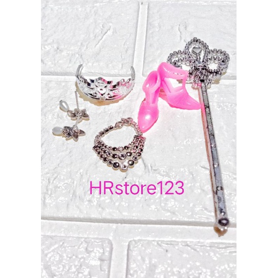 AKSESORIS BARBIE SEPAKET/AKSESORIS BARBIE