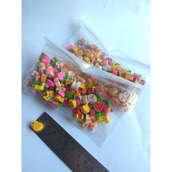 

penghapus mini karakter 100 gram estimasi 98-100pcs