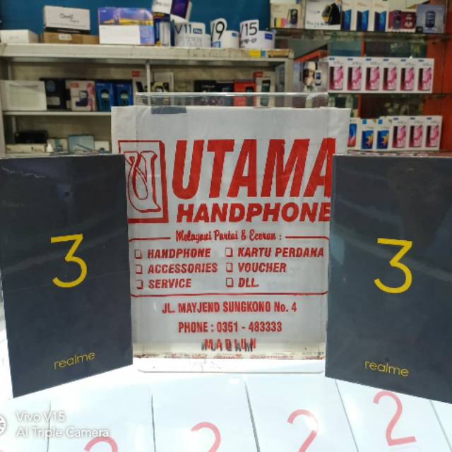 REALME 3 RAM 4 GB INTERNAL 64 GB