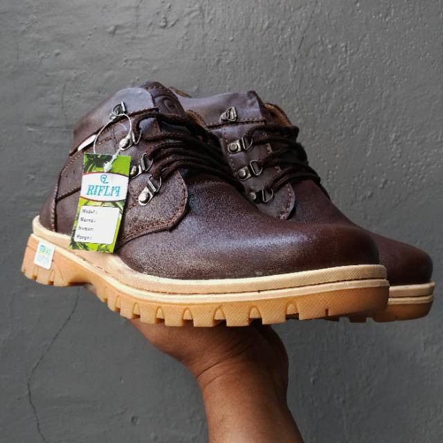 Sepatu Boots Pria Bahan Kulit Asli Elegan