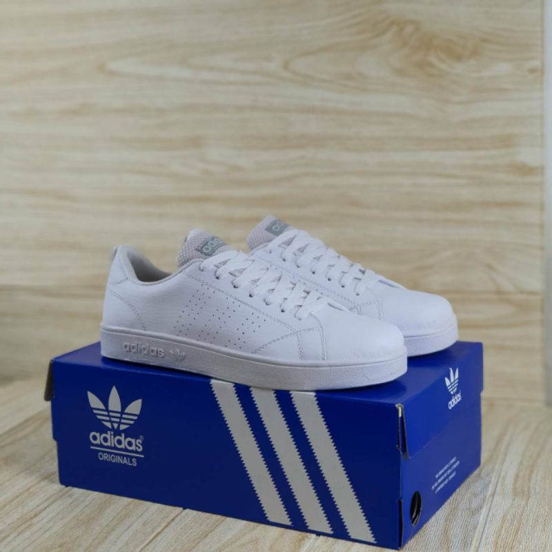 Sepatu Adidas Advantage Wanita. Grade Ori Ukuran 37-40