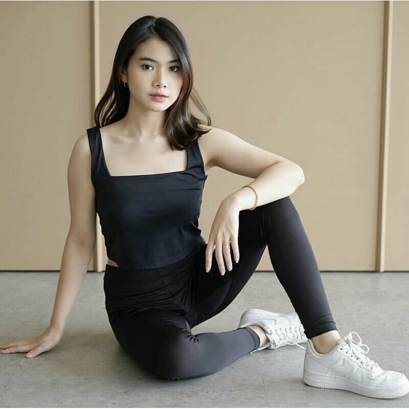 Legging Polos Tebal Import Hitam Ukuran Standar dan Jumbo