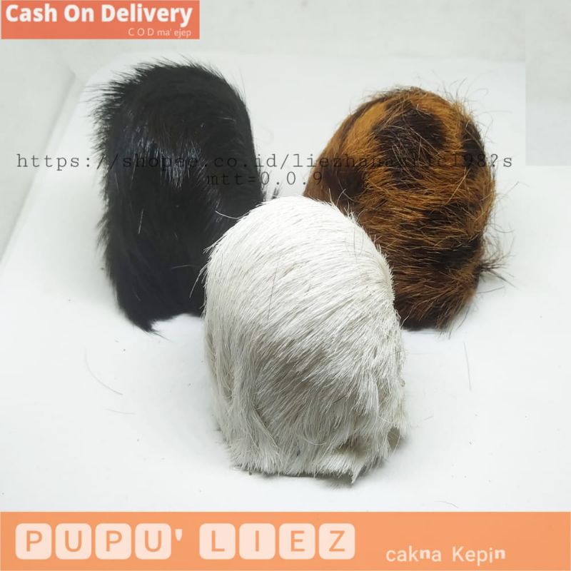 Barang Antik Kantong Macan Asli Bahan Kulit Warna Putih Hitam Loreng.