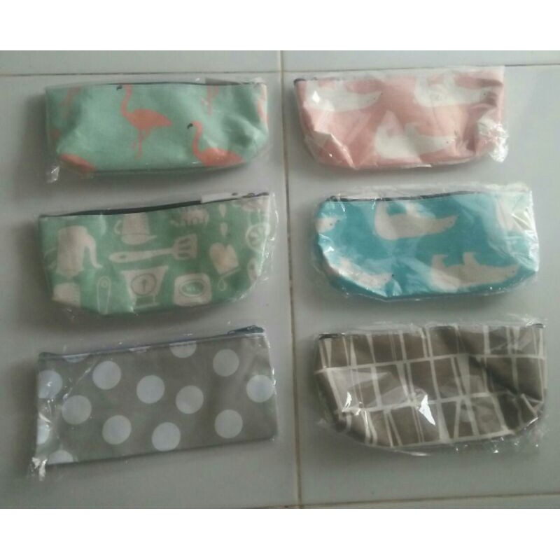 

tempat alat tulis bahan kanvas