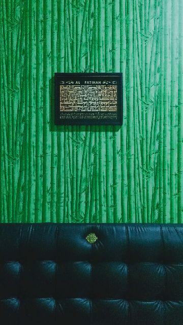 Hiasan Dinding Kaligrafi Kufi Surat Al-fatihah Black Gold Uk 30x40