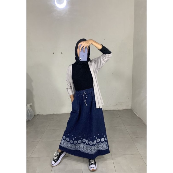 ROK JEANS PANJANG WANITA ROK ANAK ANAK CEWEK SD DAN DEWASA ROK LEBAR KAIN JEANS POLOS BAWAH MOTIF ROK MUSLIM