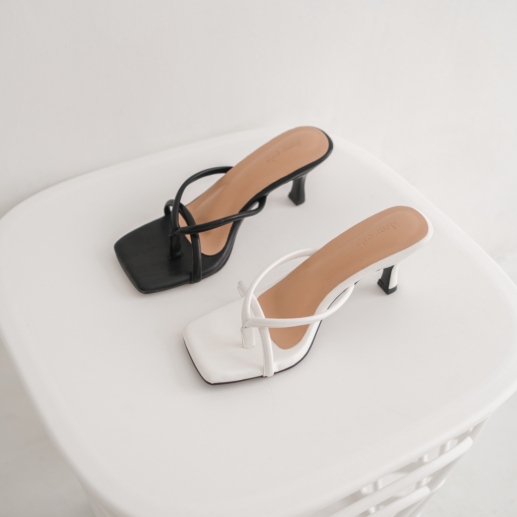 [DEAR SOLE] MARI HEELS WITH DETACHABLE STRAPS / SEPATU HEELS / STRAP HEELS