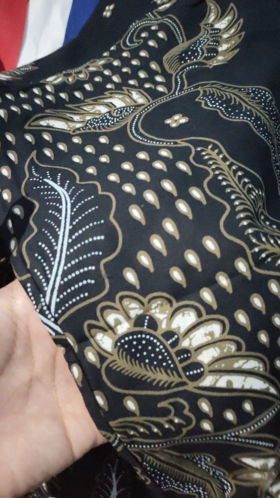 Ireng Hitam Kemeja Batik Pria Lengan Panjang Lapis Furing Reguler Fit Katun Primisima Batik Solo