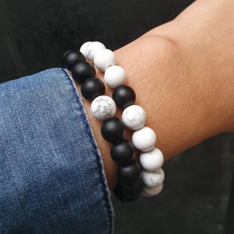 Gelang couple hitam putih