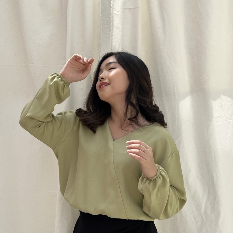 Kiyori Top (blouse kimono / kimono top / hijabfriendly / atasan bigsize / atasan jumbo / kimono / blouse crop / kimono crop)