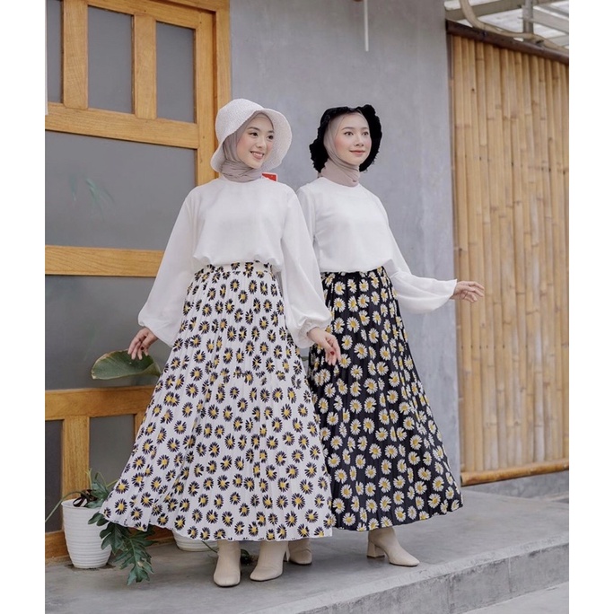 DAISY PLISKET SKIRT / ROK PLISKET MOTIF BUNGA