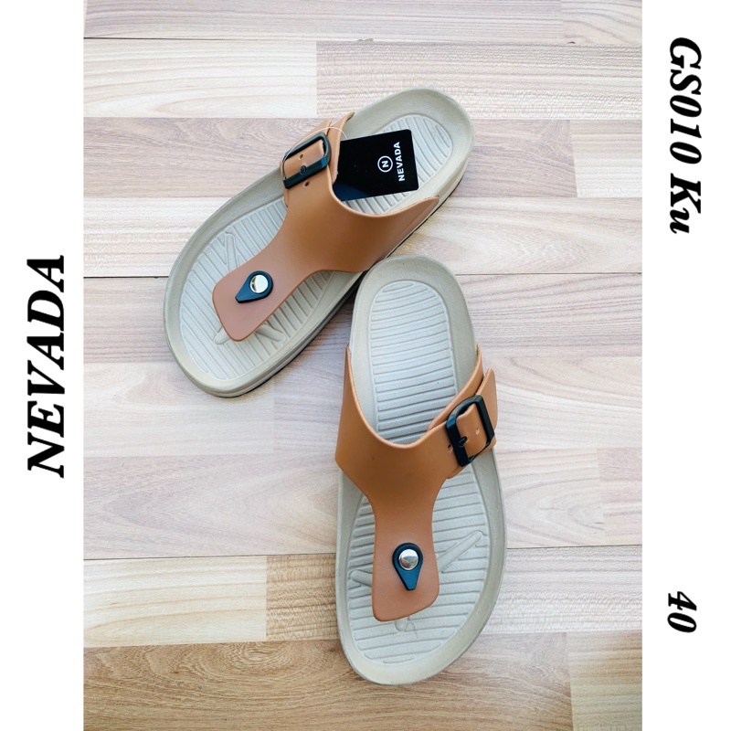 Sandal Coklat kuning Nevadaa