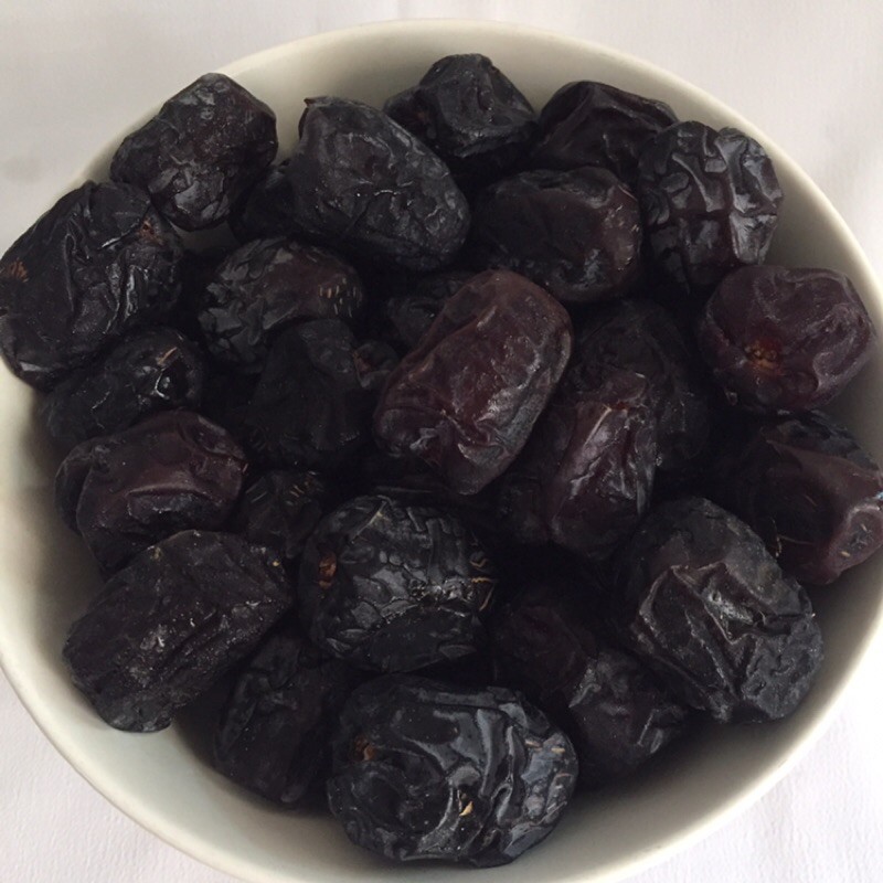 

KURMA AJWA JUMBO FRESH