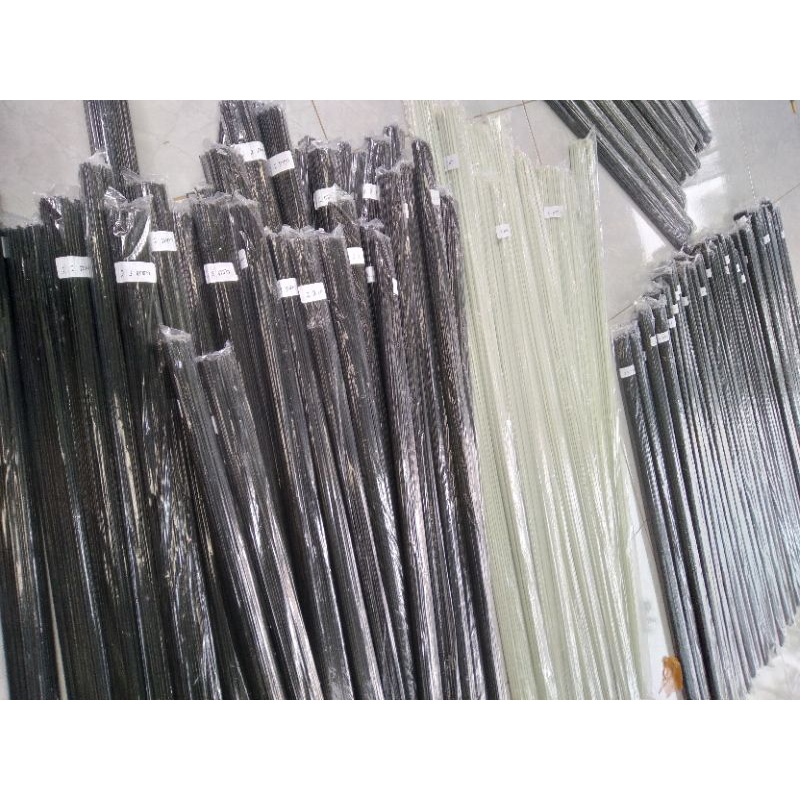 Ruji Fiber Sangkar Batangan Hitam dan Putih.