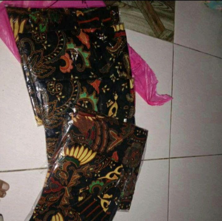Batik Couple Keluarga Sania Ruffle Ori Ndoro Jowi Dnt Motif Kupu Kuning Termurah