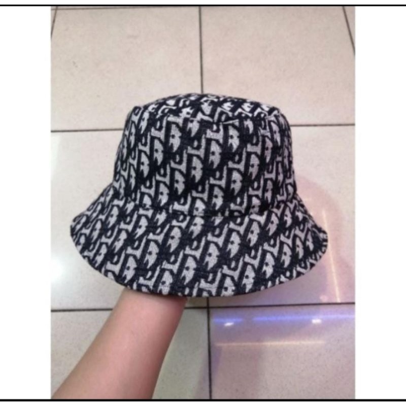 Bucket hat/topi Christian Dior