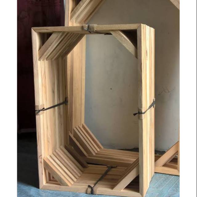 

Bingkai Kanvas Lukis 40x60