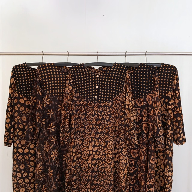 Longdress Wiru Batik Cap Solo Gamis Batik Kancing Busui LD 110-5