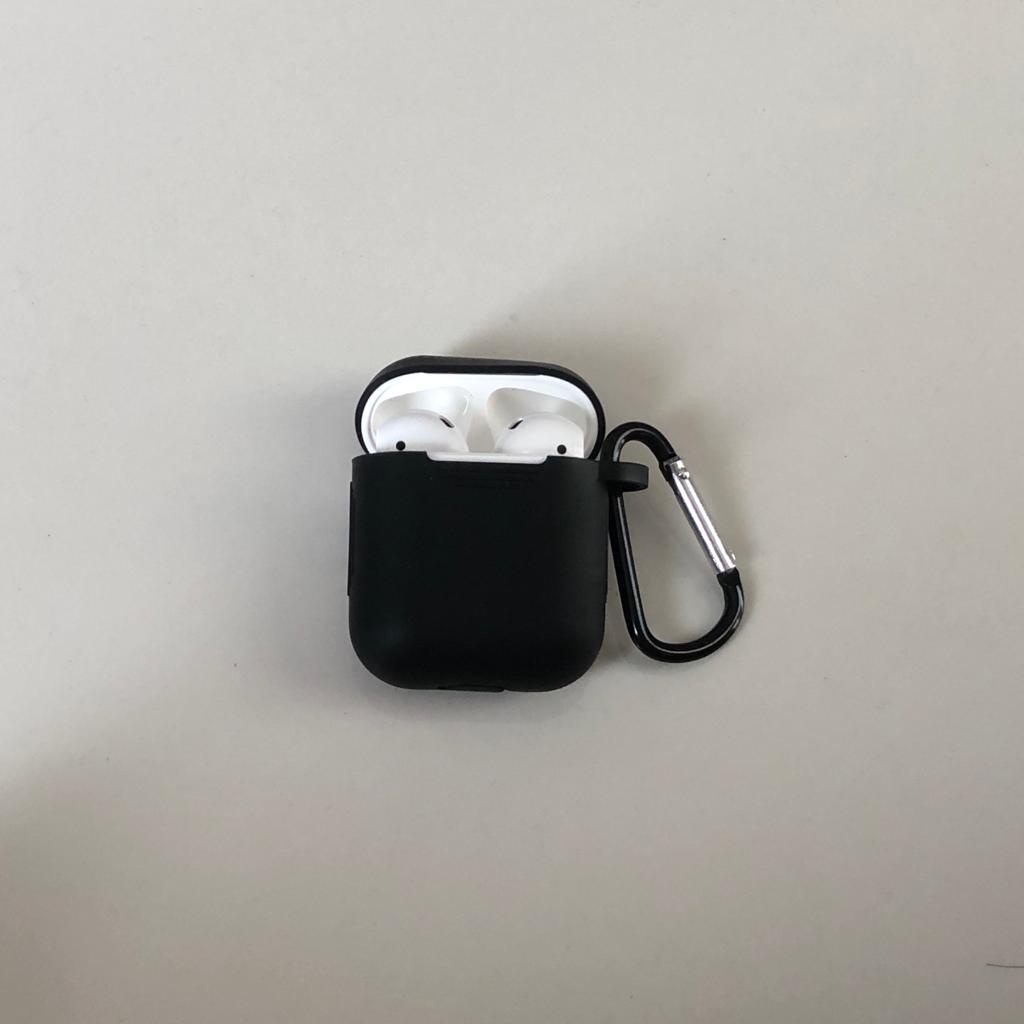 Case Airpods Gen 2 Silicone Case with Hook HITAM - Silikon Casing Airpods 1 2-1