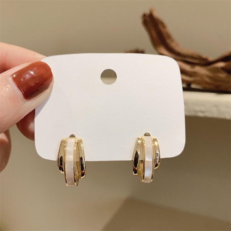 Anting Titanium Korea Perempuan Bahan Alloy Aksesoris Fashion Wanita Kekinian Kualitas Import ANT102