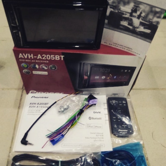 DVD RDS AV RECEIVER PIONEER AVH-A205BT
