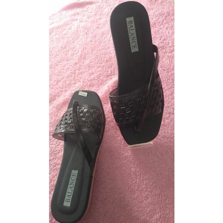 sandal karet wanita "balance"