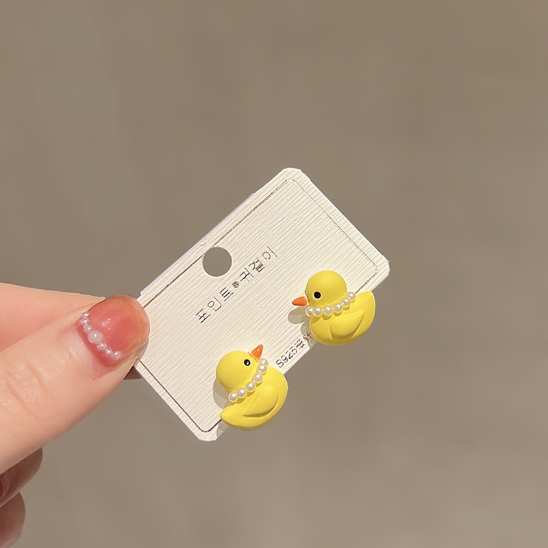 Anting Tusuk Sterling Silver 925 Desain Bebek Kuning Kecil Hias Mutiara Untuk Wanita