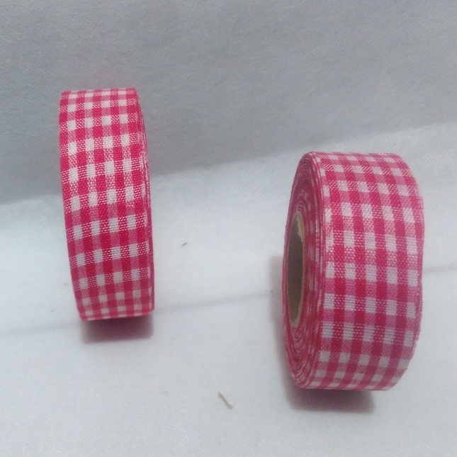 

Pita Kotak Ukuran 1inch/2,5cm Per Roll