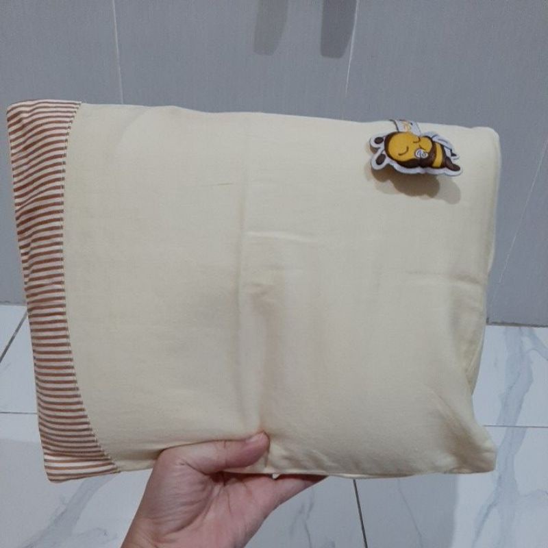 PRELOVED bantal bayi BABYBEE newborn bantal peyan