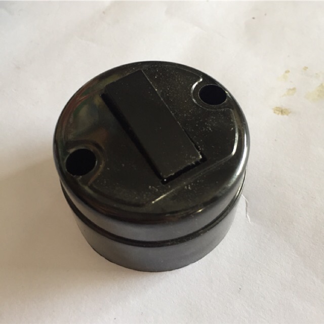 SAKLAR ENGKEL HITAM BROCO 630N SNI