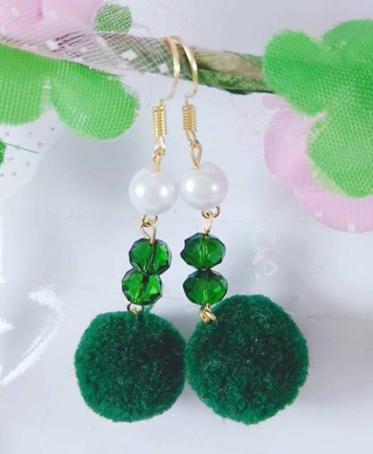 Anting Korea Fashion Terbaru/Anting Pompom Hijab/ KERABU ANTING JUNTAI- ANTING LUCU FASHION JEWELRY