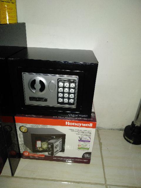 Brankas Baja Honeywell Usa 5005 Size Kecil