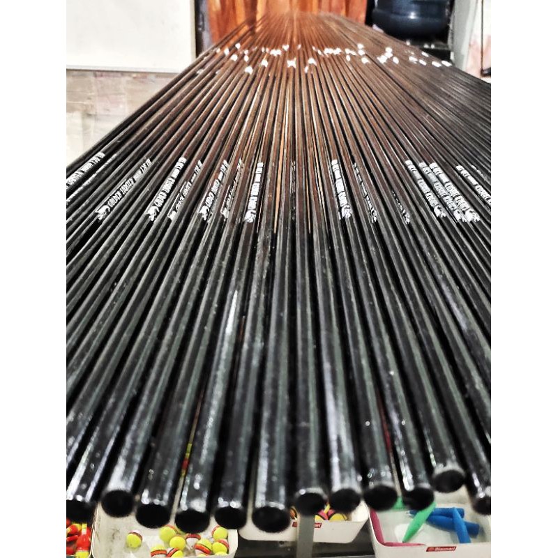 Stik Fiber Solid  Kaku 120 cm GOLDEN LOBSTER Ujung Joran Pancing Kolam