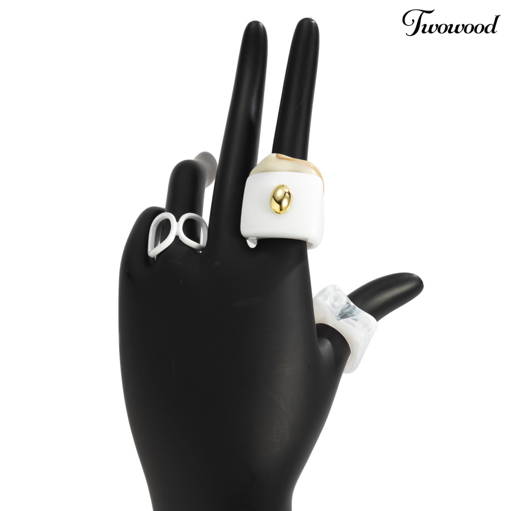 4pcs / Set Cincin Jari Model Terbuka Bahan Akrilik Tebal Gaya Vintage Untuk Wanita