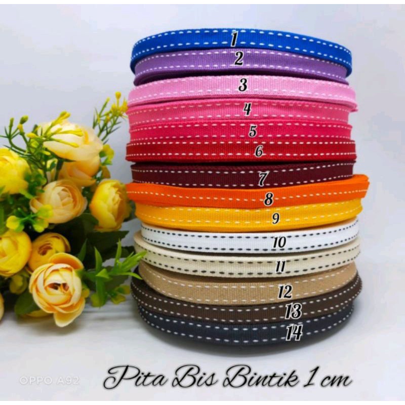 

Pita Bis Bintik 1cm Per Rol Tali Pita