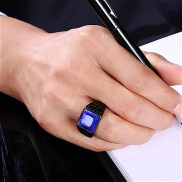 Cincin Pria Blue Saphire Octagon King Safir Red Rubi Ring Titanium Stainless Steel Black Platted High Quality