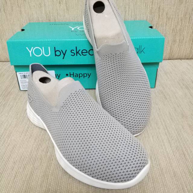 Preloved Skechers You Define Original TURUN HARGA