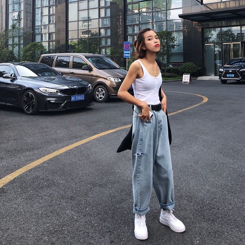  Celana  Panjang  Bahan Denim Model  Lurus untuk  Wanita  