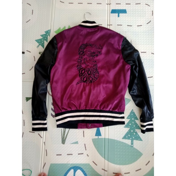 jaket varsity jaket sukajan H&M second original