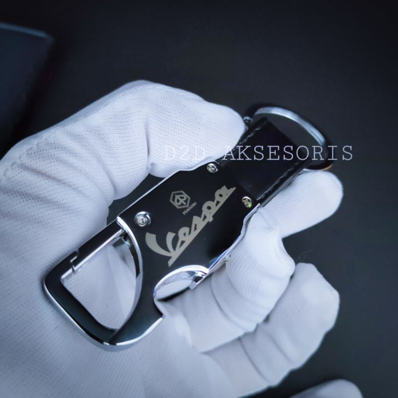 Gantungan kunci kulit stainless motor Vespa logo-3