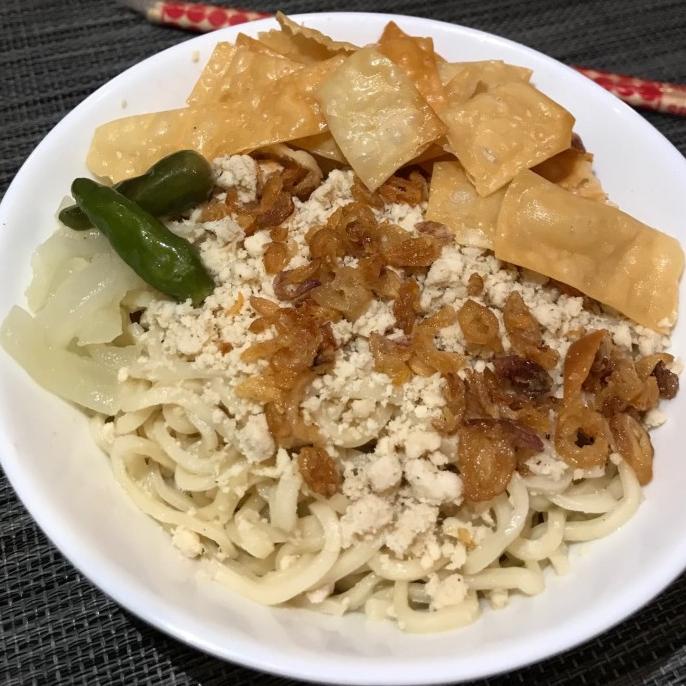 

Cwie Mie Malang Frozen TERLARIS TERPERCAYA ORIGINAL