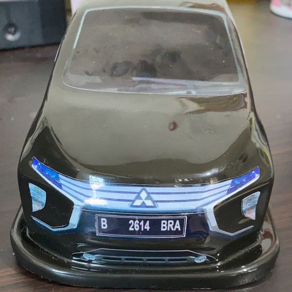 Tempat Tisue Mobil Miniatur Xpander