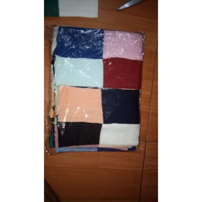 BANDANA RAJUT 4 WARNA / CIPUT RAJUT 4 WARNA ( random )