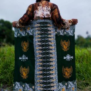 Batik Mumaddah Sarung Batik NU Pancasila Hijau Asli ...