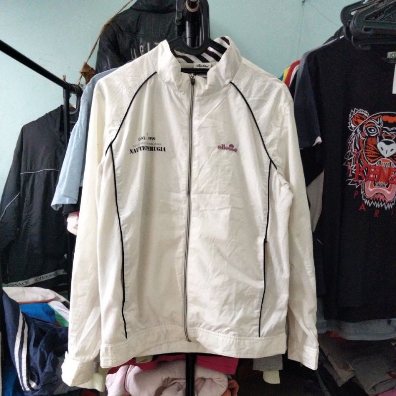 THRIFT JAKET OUTDOOR BRAND ELLESSE PRELOVED