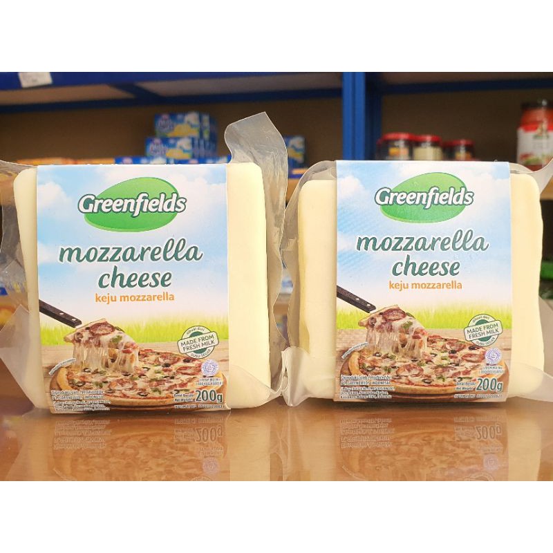 GreenField Mozarella Cheese 200Gr / Keju Mozarella