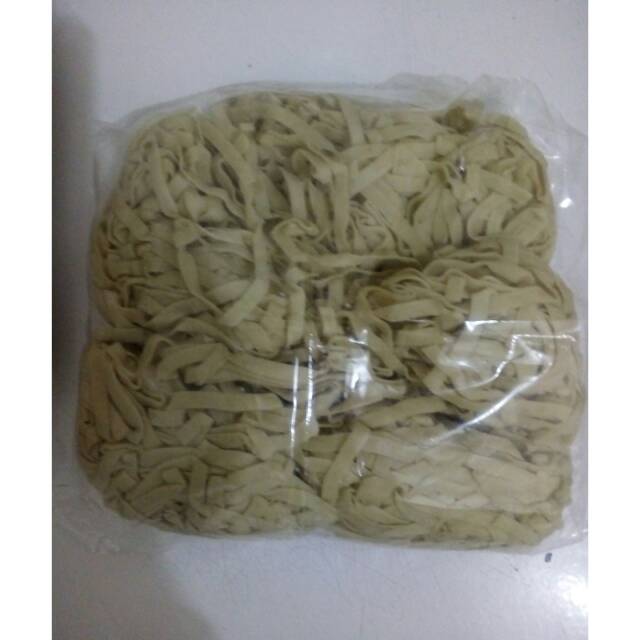 

Mie kriting lebar
